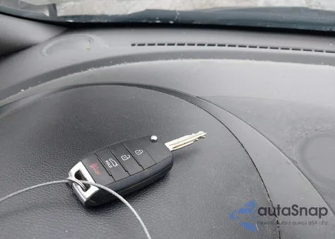 2017 Kia Forte Lx из США, поврежденный, VIN 3KPFK4A76HE006556